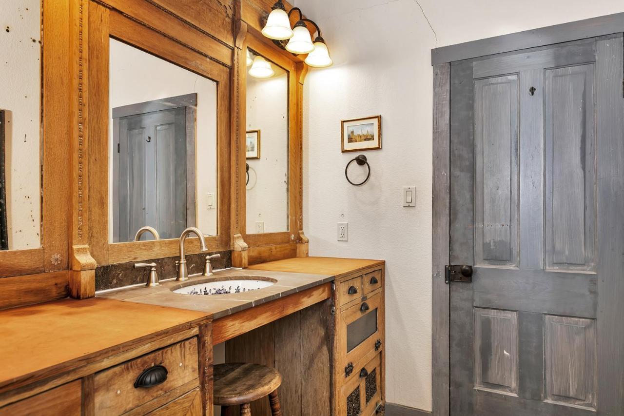 Adams Travis - 1B1Ba, Pet Friendly With Fee, Walk To Main Villa Fredericksburg Eksteriør billede
