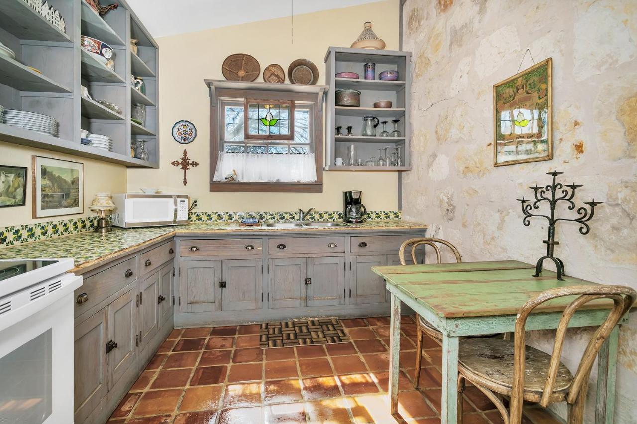 Adams Travis - 1B1Ba, Pet Friendly With Fee, Walk To Main Villa Fredericksburg Eksteriør billede